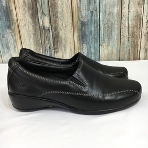 Aravon By New Balance Leather Comfort Loafer Shoes